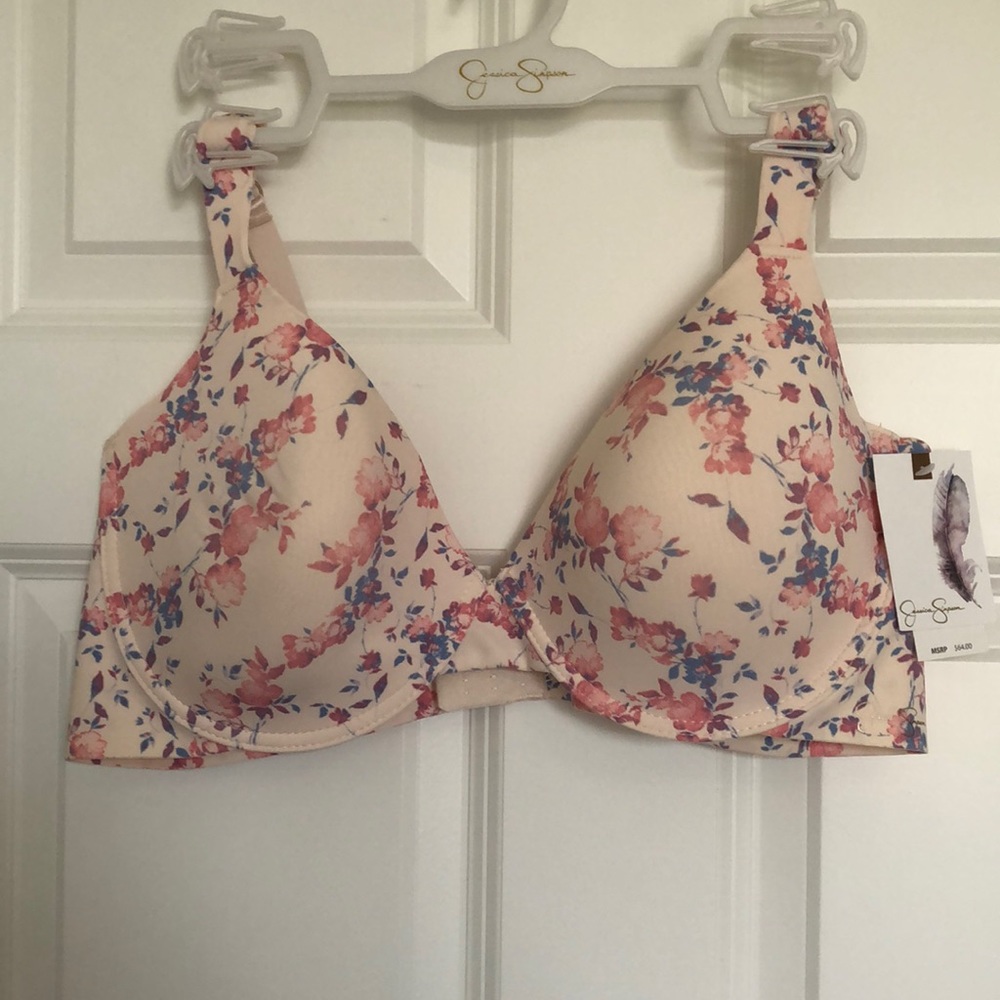 NWT Jessica Simpson Bra